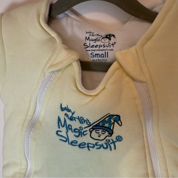 Baby Merlin’s Magic Light Yellow Sleepsuit Size S (12-18 lbs) - Picture 7 of 8